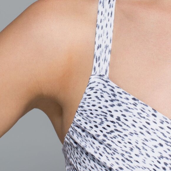 Lululemon Wrap It Up Tank Top Dottie Dash White Black/White 21951 - Picture 4 of 10